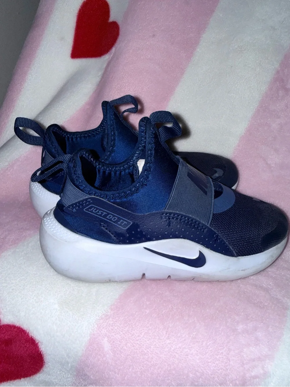 Nike Flex Runner 4 in Midnight Navy, Size 11.5C